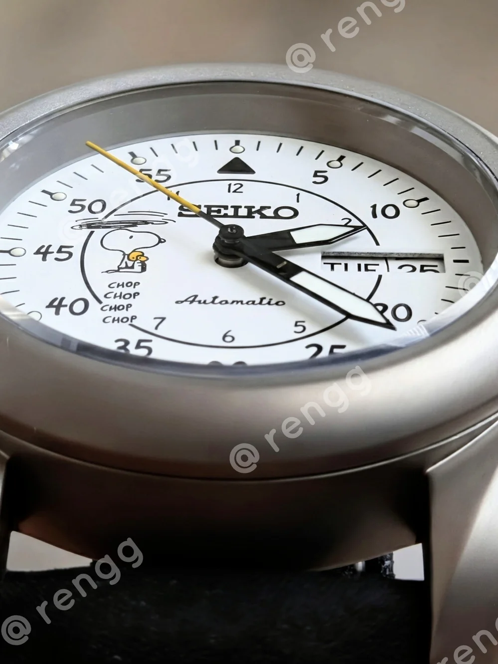 40mm Titanium Seiko Snoopy Men’s White Dial Automatic Mod Watch Day/Date